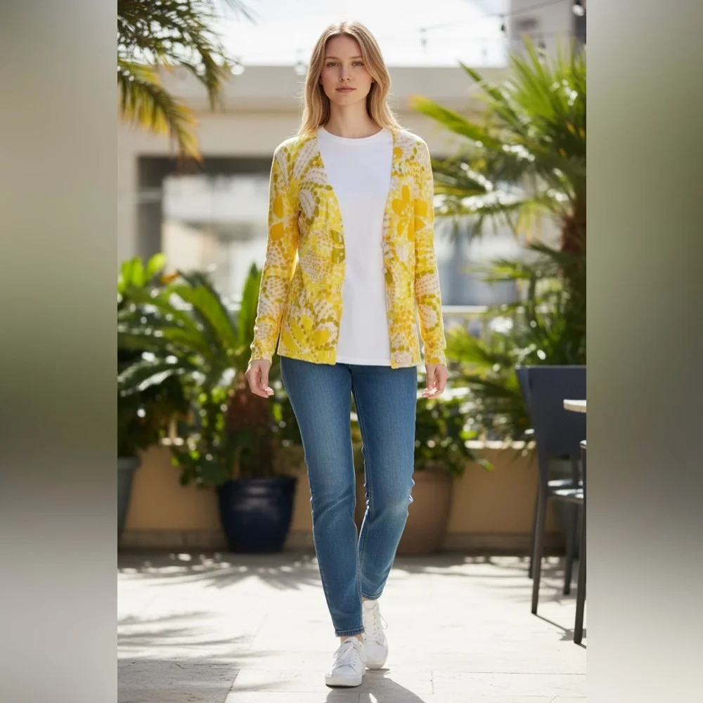 Yellow Flowers Pattern Women's Cardigan